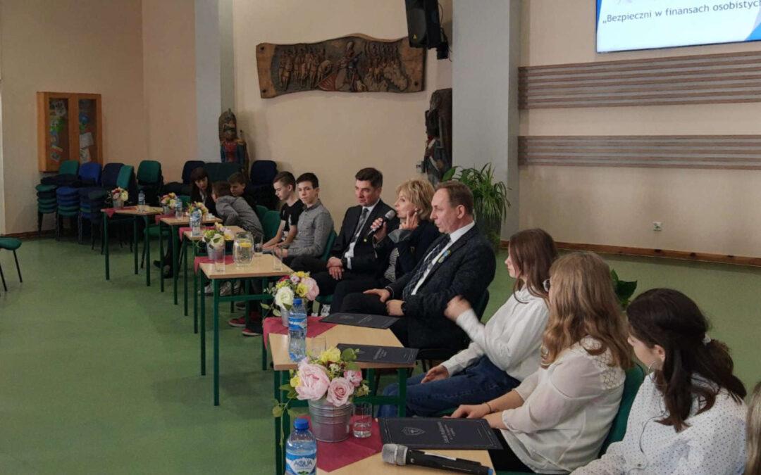 Debata szkolna – „Bezpieczeństwo w finansach osobistych”