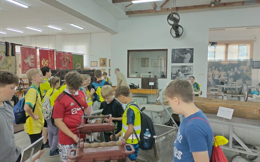 Rowerowa przygoda klasy 5c – od muzeum do pizzy