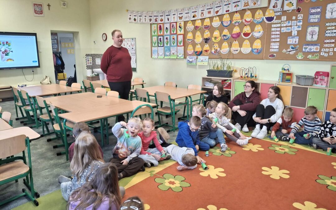 ? Warsztaty wielkanocne ? starsi młodszym ?